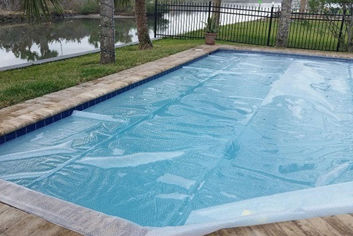 sun2solar rectangle blue swimming pool solar cover review (photo)